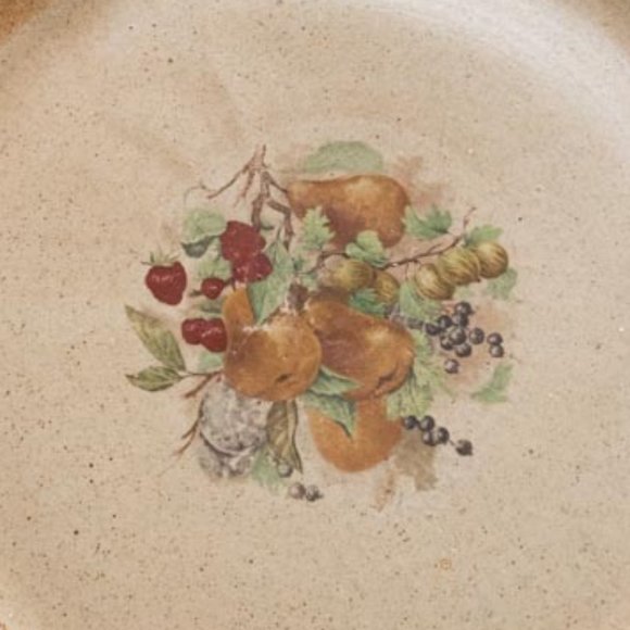 Monroe Salt Works Pears and Strawberries 2nd Large Dinner Plate 11" - Picture 4 of 12